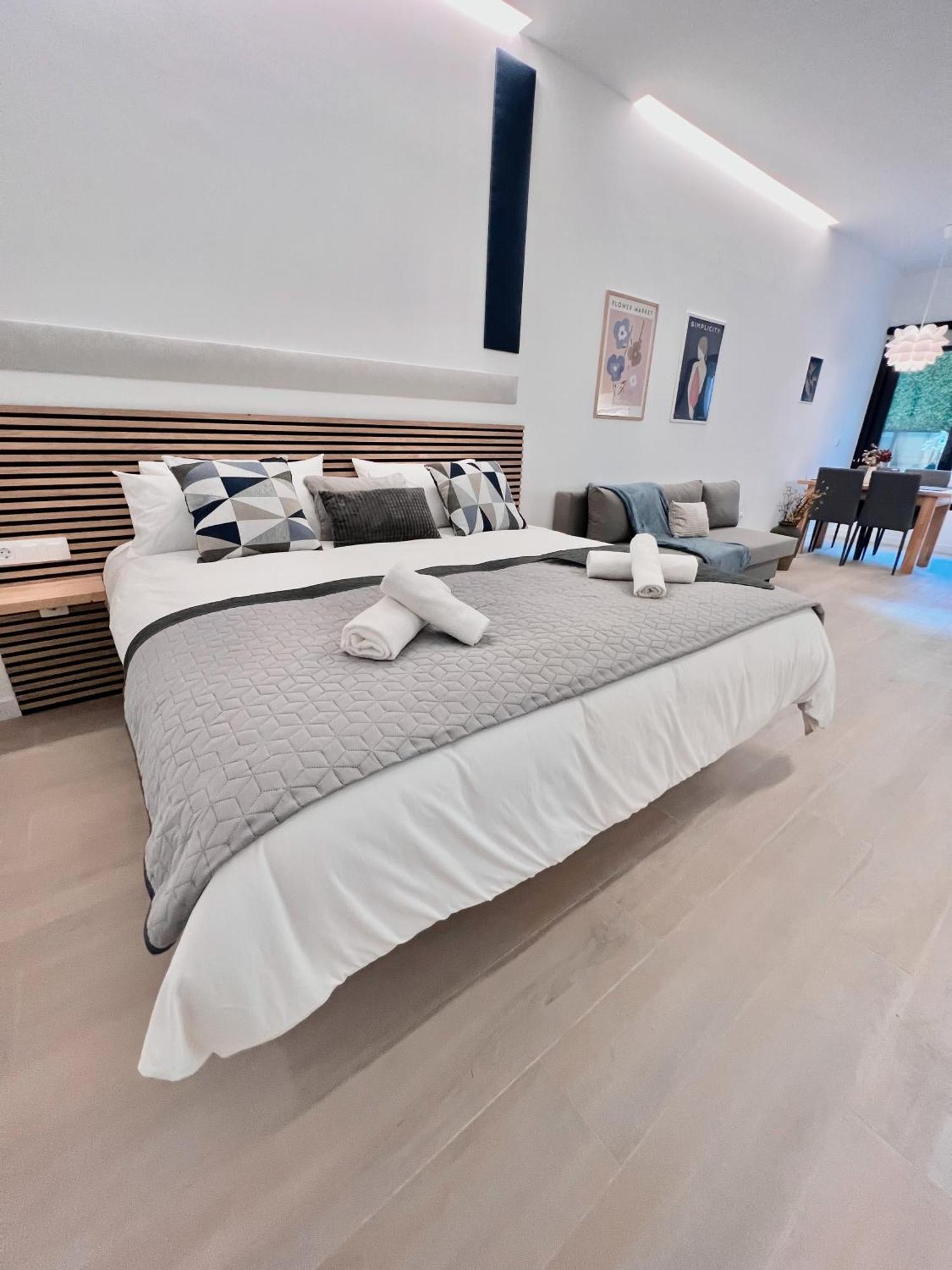 Sorolla Urban Suites Valencia Eksteriør bilde